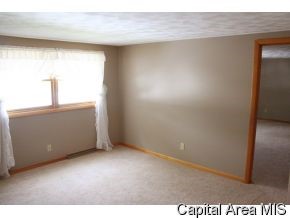 2008 North 7th Street Springfield, IL 62702 - Photo 6 of 12