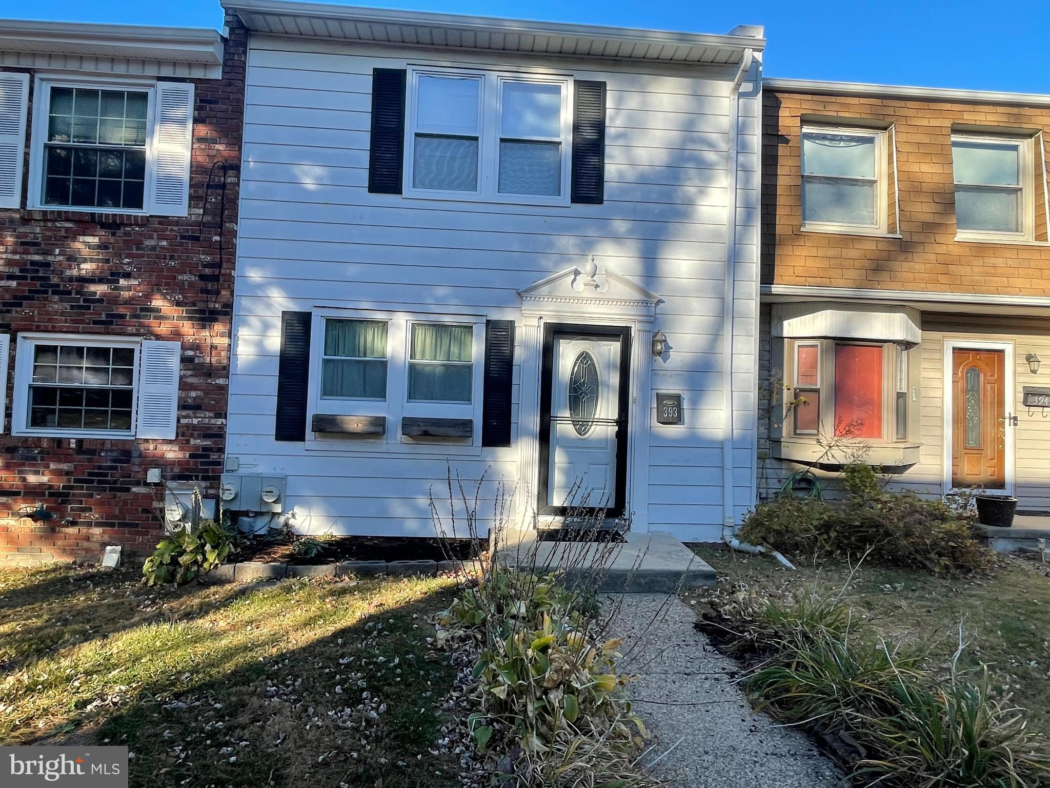 393 Rutgers Court Bensalem, PA 19020 - Photo 3 of 29