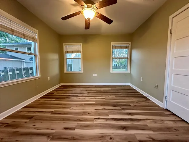 $284,000 | 305 West Davilla Street, Granger, TX 76530