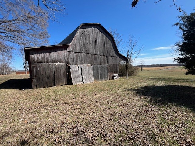 8 Pea Ridge Road Liberty, TN 37095 - Photo 4 of 27 a view of a roof deck
