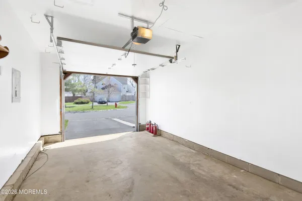 $465,000 | 6 Stowe Court, Freehold, NJ 07728