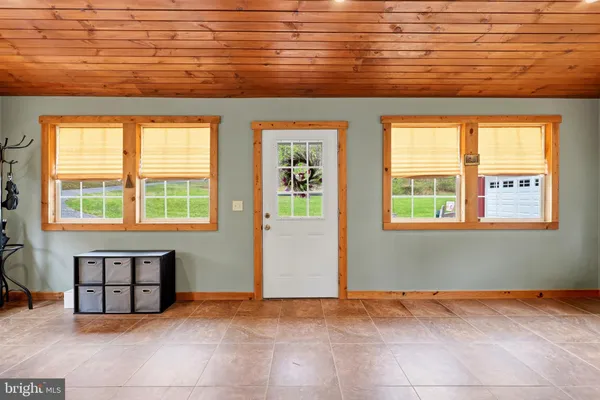 $414,900 | 839 Lake Ferndale Drive, Springfield, WV 26763