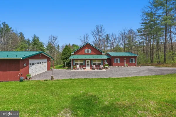 $414,900 | 839 Lake Ferndale Drive, Springfield, WV 26763