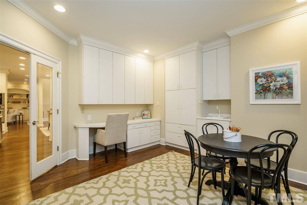 7628 Rainwater Road Raleigh, NC 27615 - Photo 13 of 25 a view of a dining room with furniture