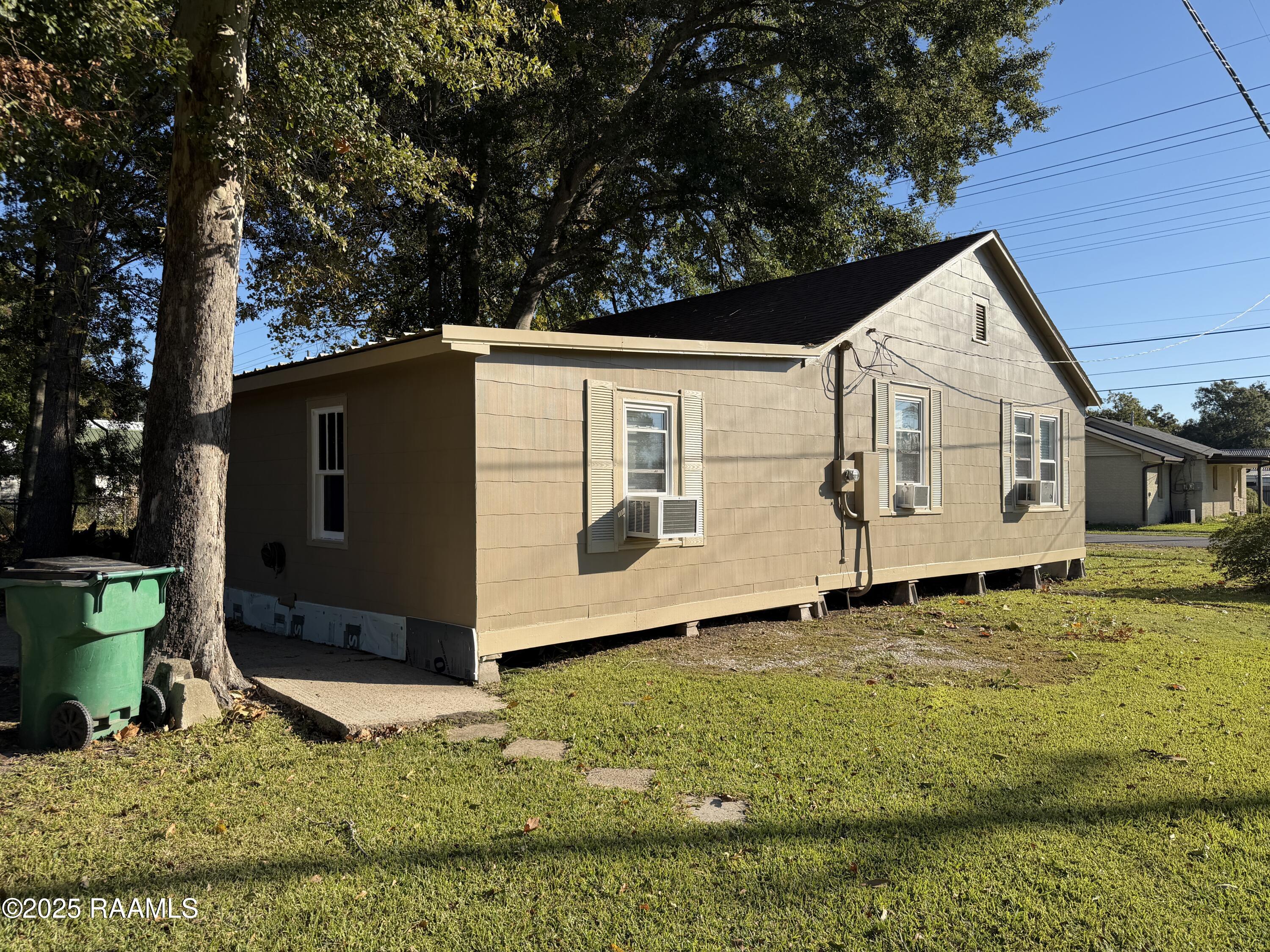 514 4th Street Rayne, LA 70578 - Photo 3 of 14 IMG_2549