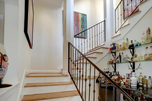 a view of entryway