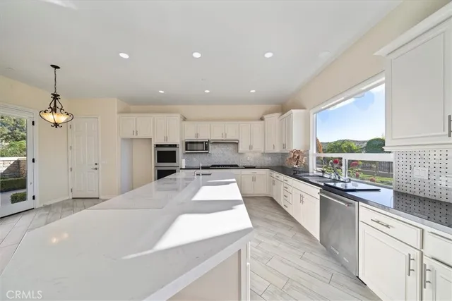 $1,350,000 | 3094 Crystal Ridge Lane, Colton, CA 92324