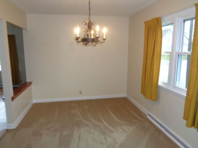 727 North 3rd Street Rochelle, IL 61068 - Photo 3 of 13