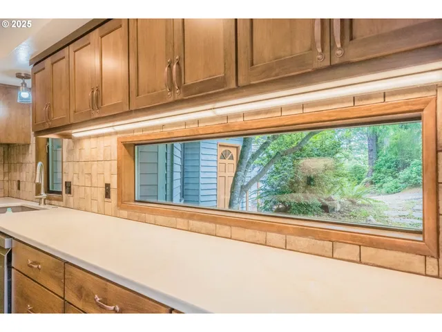 $925,000 | 527 Eagles Nest Lane, Gleneden Beach, OR 97388