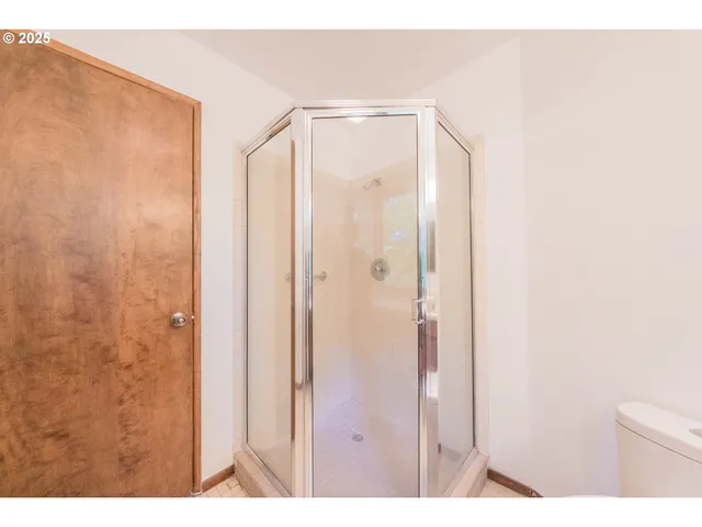 $925,000 | 527 Eagles Nest Lane, Gleneden Beach, OR 97388