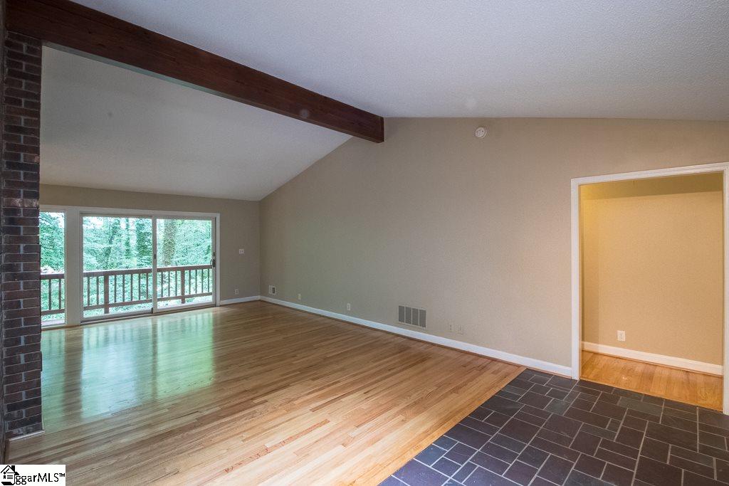 1123 Wembley Road Greenville, SC 29607 - Photo 2 of 28