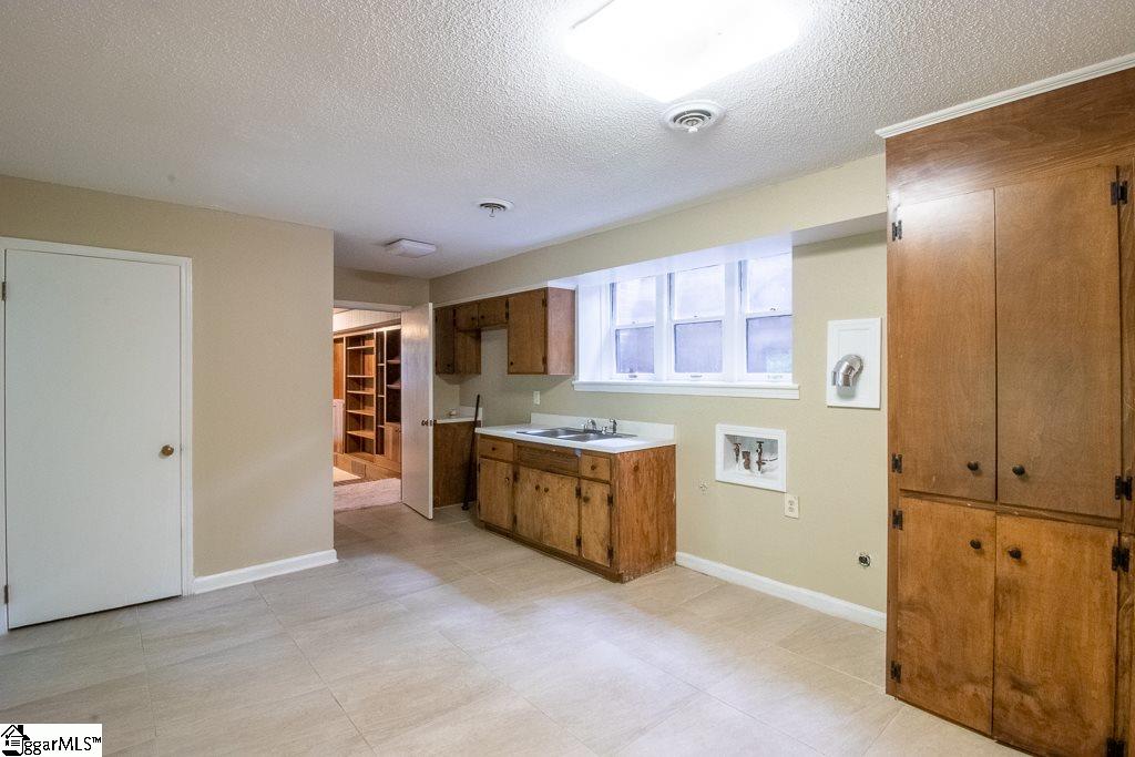 1123 Wembley Road Greenville, SC 29607 - Photo 22 of 28