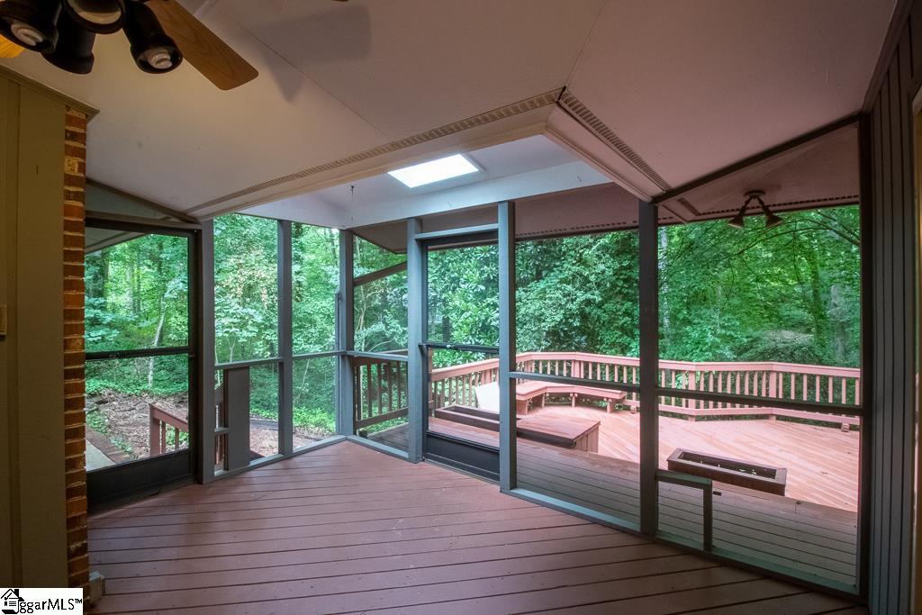 1123 Wembley Road Greenville, SC 29607 - Photo 10 of 28