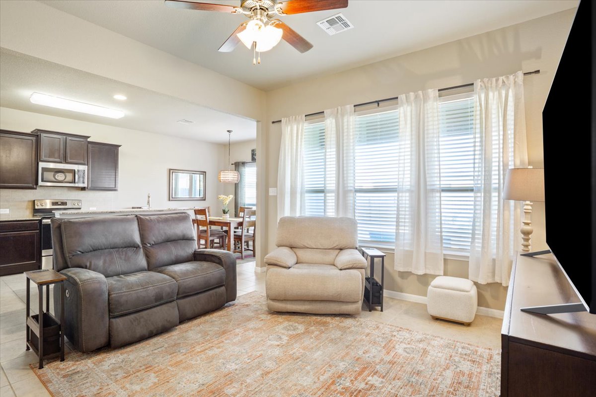 1149 Spring Terrace Loop Temple, TX 76502 - Photo 10 of 25