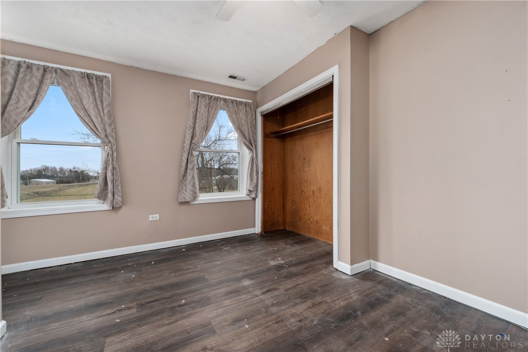 2495 Old Clifton Road Springfield, OH 45502 - Photo 19 of 35