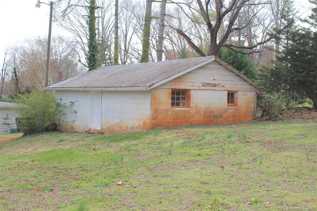 274 Maple Street Rutherfordton, NC 28139 - Photo 5 of 23