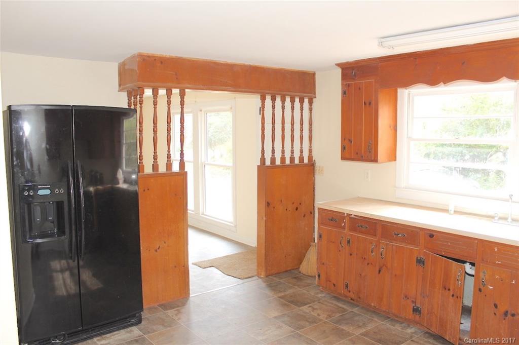 274 Maple Street Rutherfordton, NC 28139 - Photo 7 of 23