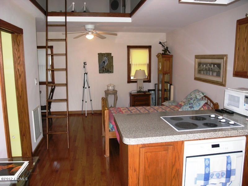 258 Crows Nest Road Beaufort, NC 28516 - Photo 14 of 14 bedroom cottage