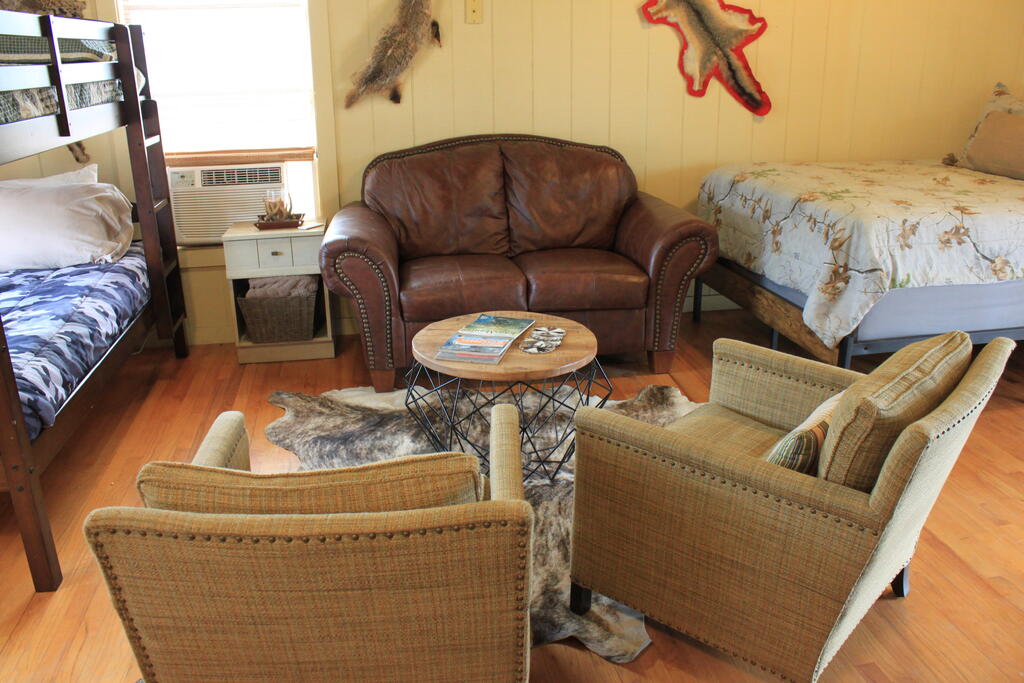 1 Dominion Road Rocksprings, TX 78880 - Photo 5 of 16 Gallery Image 5