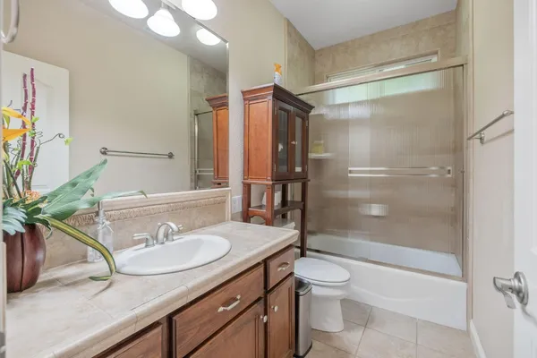 $1,350,000 | 1928 South Shirk Road, Visalia, CA 93277