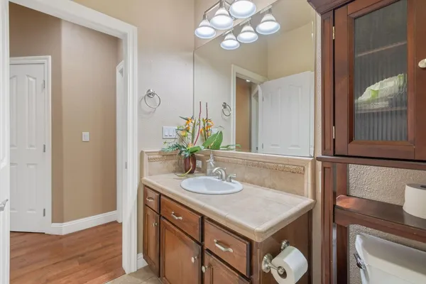 $1,350,000 | 1928 South Shirk Road, Visalia, CA 93277