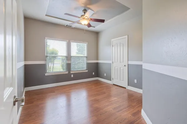 $1,350,000 | 1928 South Shirk Road, Visalia, CA 93277