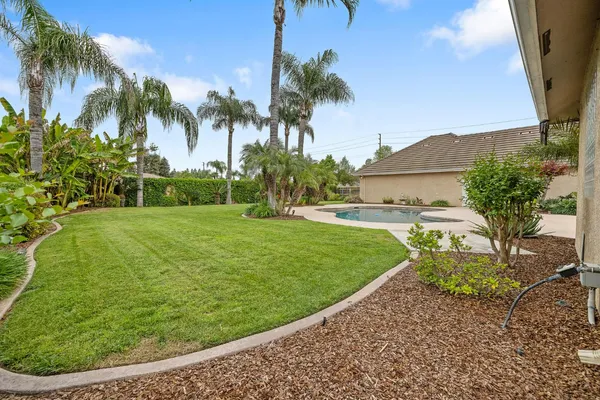 $1,350,000 | 1928 South Shirk Road, Visalia, CA 93277
