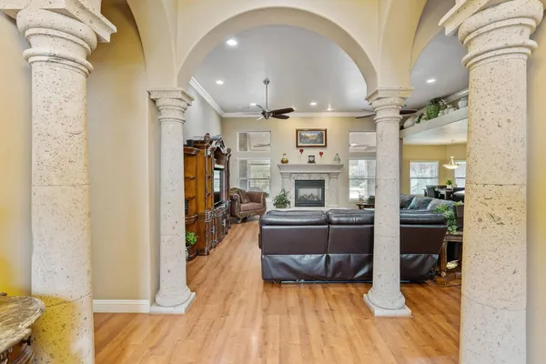 $1,350,000 | 1928 South Shirk Road, Visalia, CA 93277