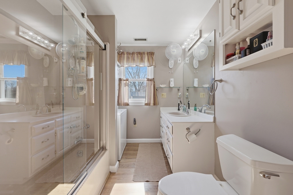 37 Warrenton Road Haverhill, MA 01832 - Photo 19 of 33