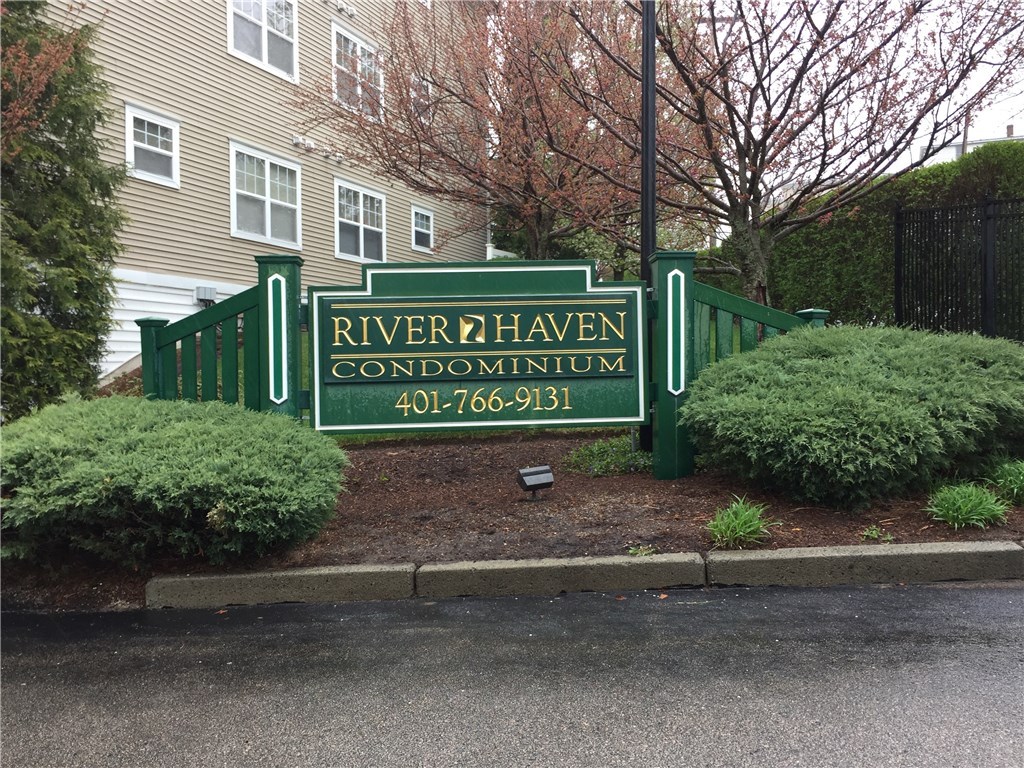 82 Mill Street, Unit 303 Woonsocket, RI 02895 - Photo 1 of 22