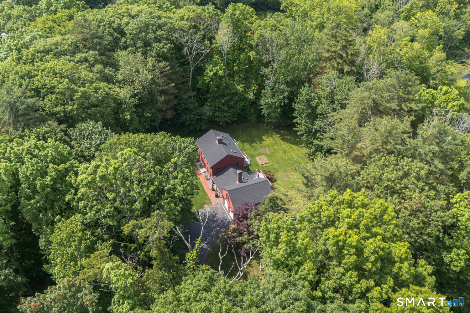 102 Drown Road Pomfret, CT 06259 - Photo 5 of 40