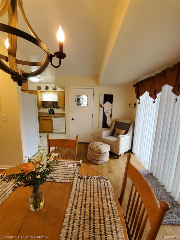 1650 River View Drive, Unit #38 Rochester Hills, MI 48307 - Photo 7 of 33 Gallery Image 7