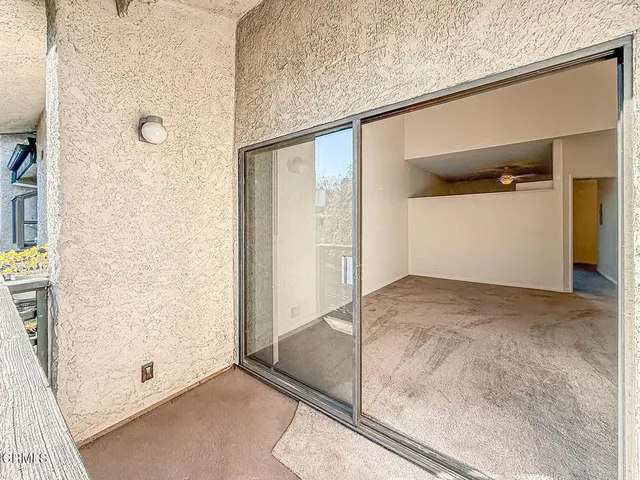 $399,000 | 5738 Skyview Way, Unit F, Agoura Hills, CA 91301