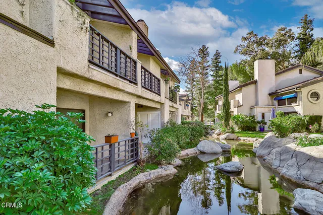 $399,000 | 5738 Skyview Way, Unit F, Agoura Hills, CA 91301