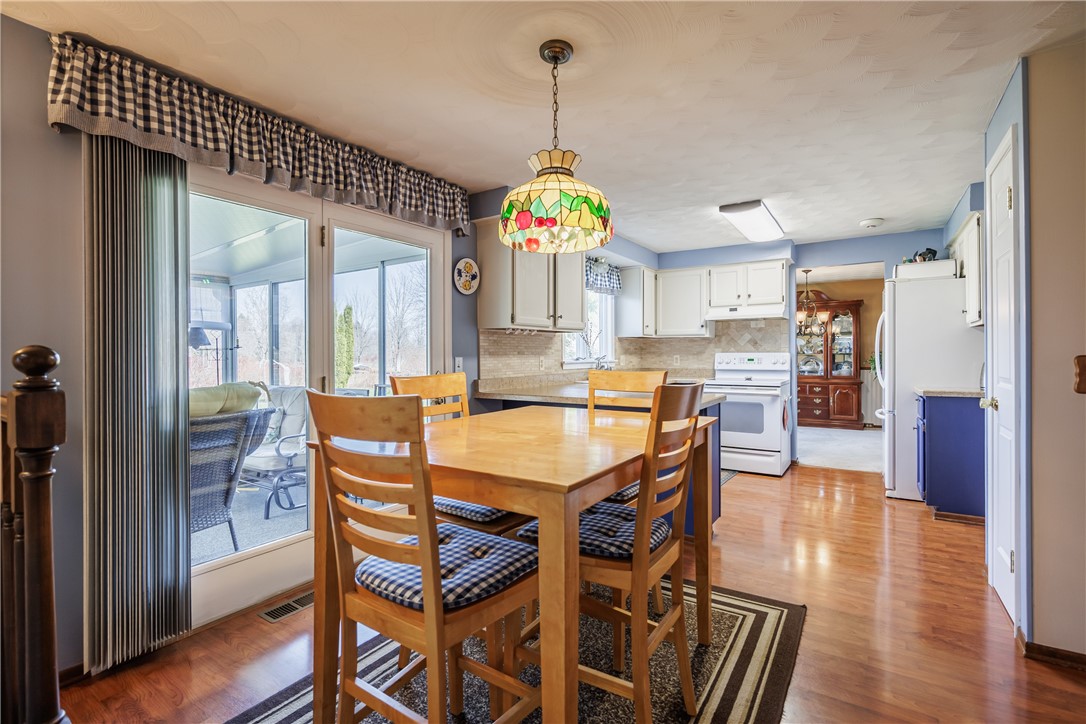 4637 Lake Road Williamson, NY 14589 - Photo 17 of 36