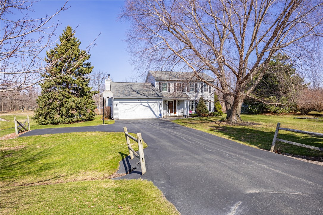 4637 Lake Road Williamson, NY 14589 - Photo 3 of 36