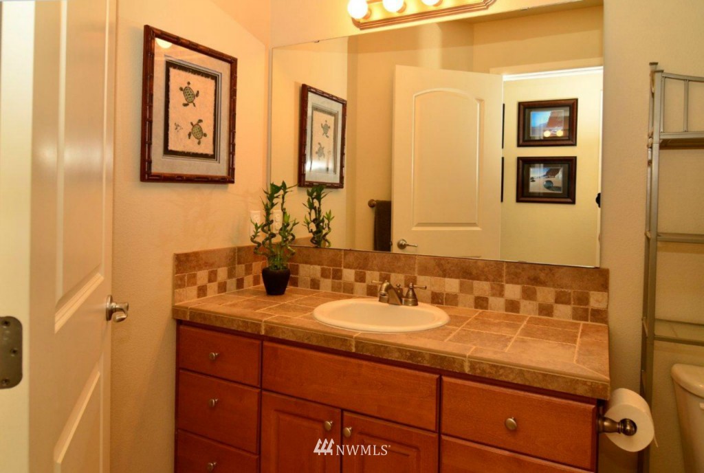 6967 Radius Loop Southeast Lacey, WA 98513 - Photo 12 of 15 Gallery Image 12