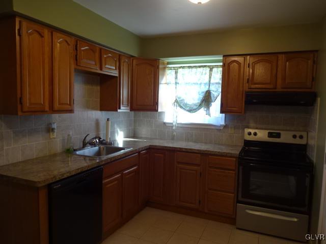 2322 Grove Road Allentown, PA 18109 - Photo 3 of 18 Gallery Image 3