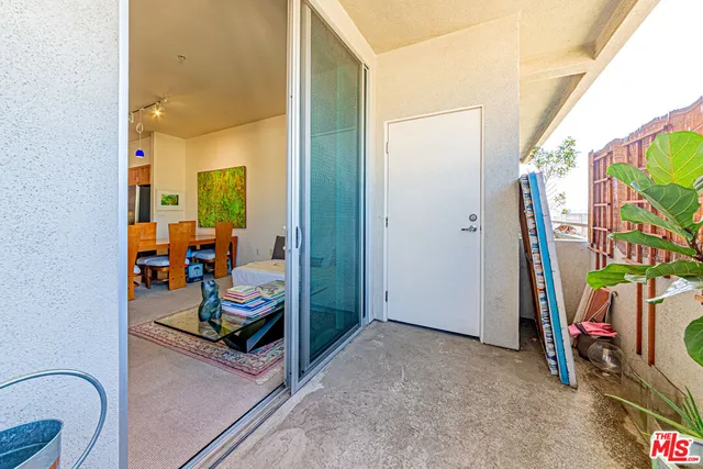 $435,000 | 267 San Pedro Street, Unit 608, Los Angeles, CA 90012