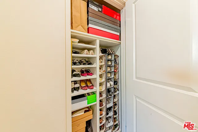 $435,000 | 267 San Pedro Street, Unit 608, Los Angeles, CA 90012