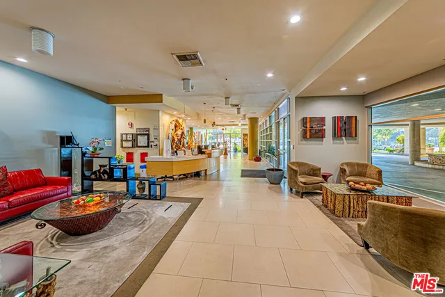 $435,000 | 267 San Pedro Street, Unit 608, Los Angeles, CA 90012