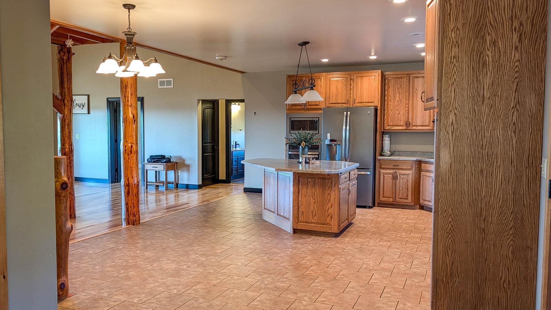 10609 Cadwell Road Cassville, WI 53806 - Photo 13 of 55