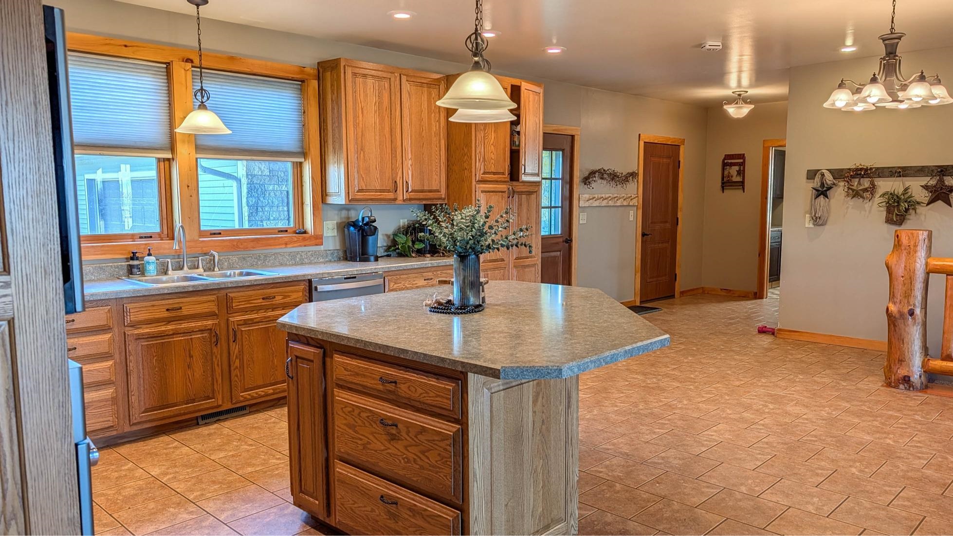 10609 Cadwell Road Cassville, WI 53806 - Photo 16 of 55