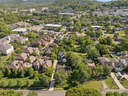 $1,625,000 | 2203 B Hobbs Road, Nashville, TN 37215