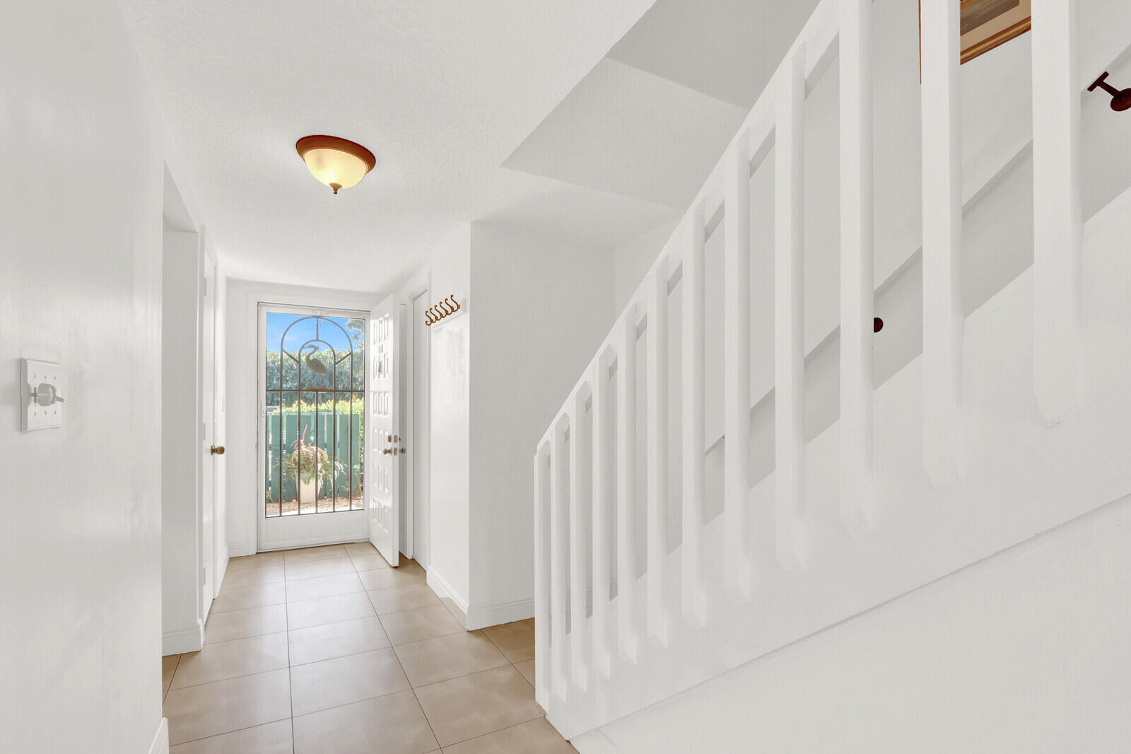 353 Highway 1, Unit D105 Jupiter, FL 33477 - Photo 19 of 56 a view of entryway with interior
