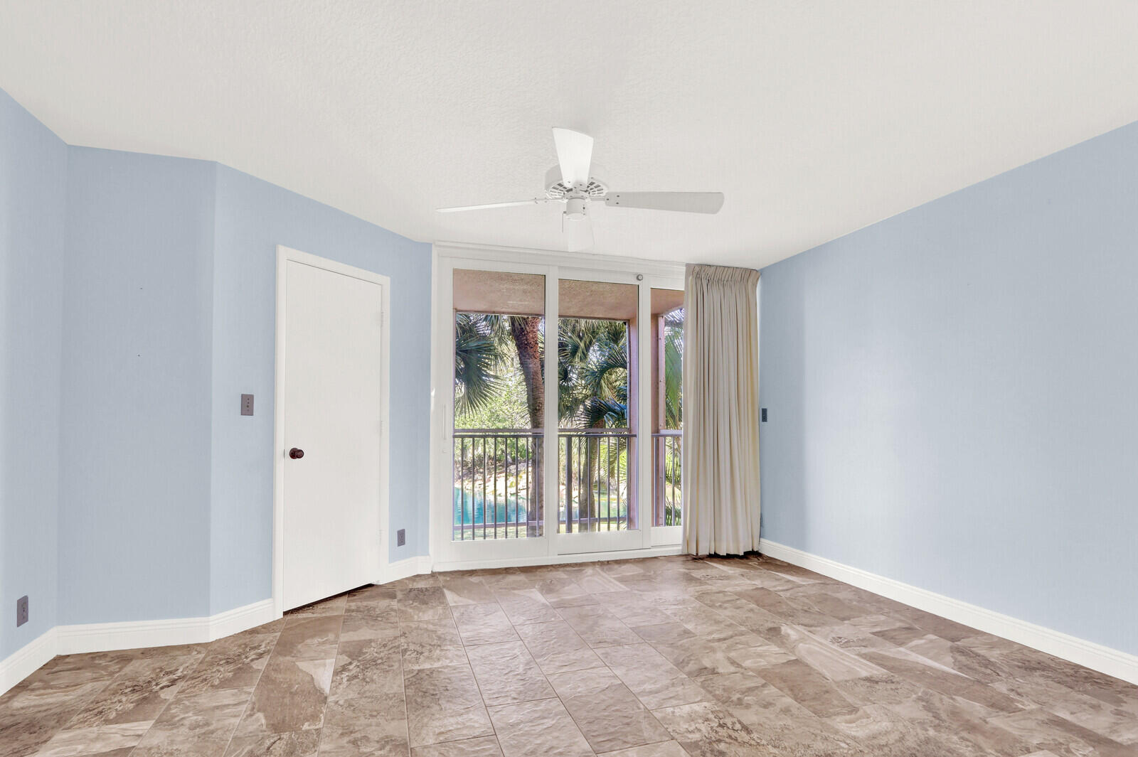 353 Highway 1, Unit D105 Jupiter, FL 33477 - Photo 25 of 56 a view of an empty room with a window