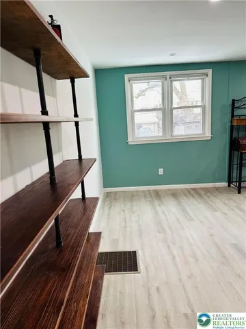 $1,500 | 1925 South Delaware Street, Allentown, PA 18103