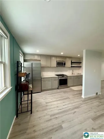 $1,500 | 1925 South Delaware Street, Allentown, PA 18103