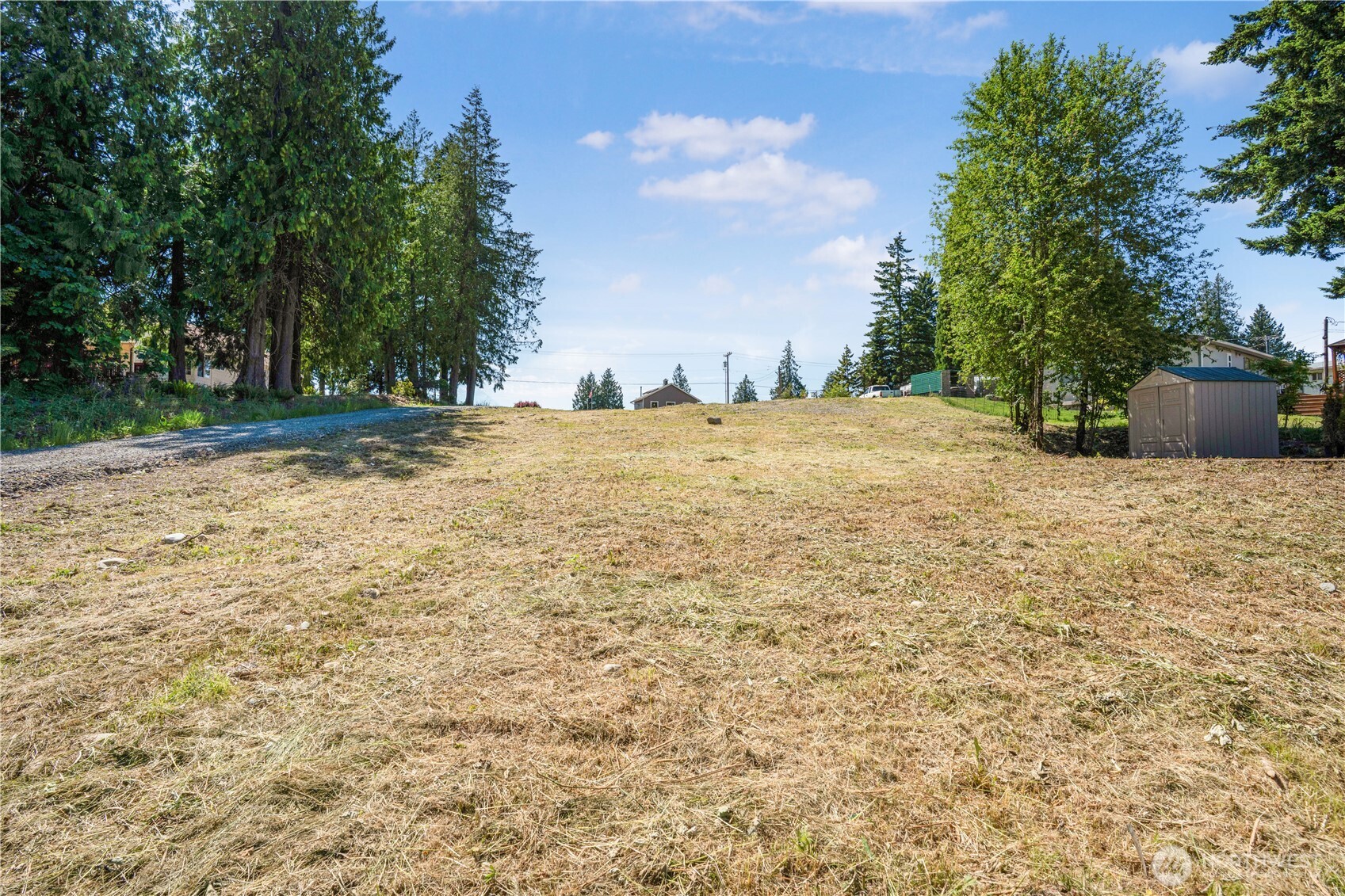 7013 Vandermark Road East Bonney Lake, WA 98391 - Photo 12 of 13