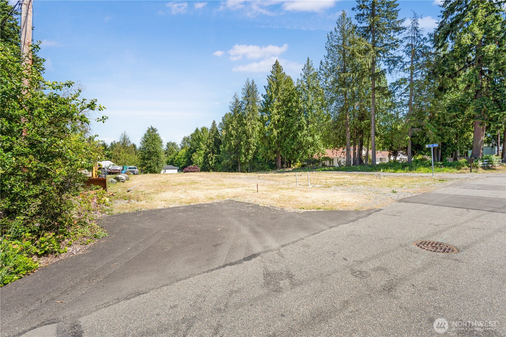 7013 Vandermark Road East Bonney Lake, WA 98391 - Photo 7 of 13